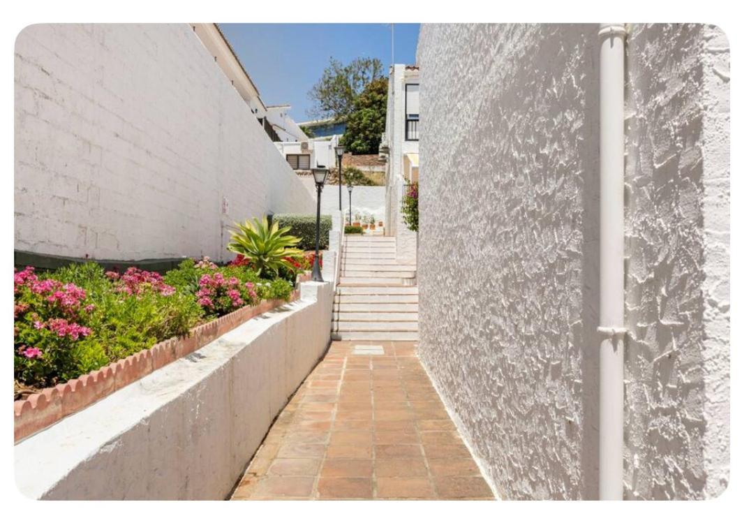 トレモリノス La Casa En La Carihuela Playa A 4 Minutos A Pieヴィラ エクステリア 写真
