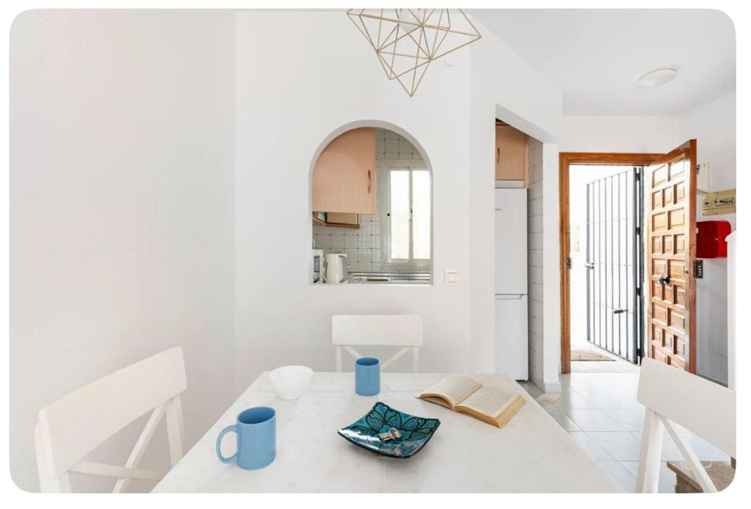 トレモリノス La Casa En La Carihuela Playa A 4 Minutos A Pieヴィラ エクステリア 写真